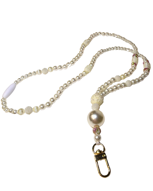 🤍 Kortsnor “Vanilla Shift” – Perlehvit