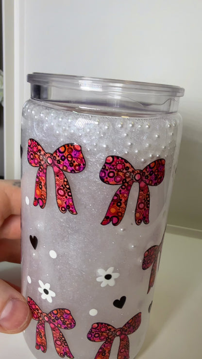 🌸 Pink Bow – Snowglobe Tumbler